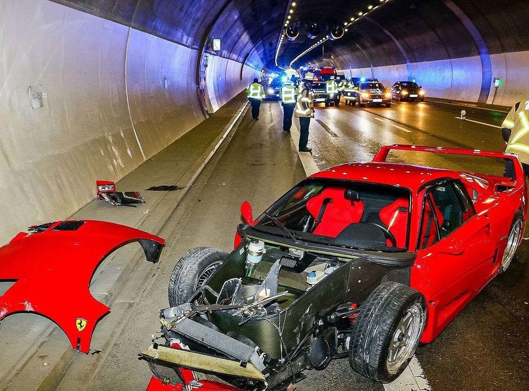 Đại lý xui xẻo nhất thế giới: 2 lần nhân viên đâm hỏng siêu xe, 'nạn nhân' mới nhất là Ferrari 84 tỷ - Ảnh 1.